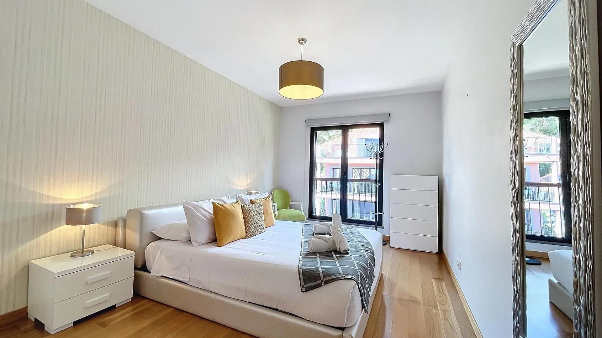 The View By Atlantic Holiday Funchal Apartman